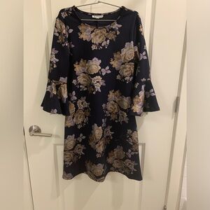 Women’s Navy and gold floral dress with flare sleeves size 6  #floraldress